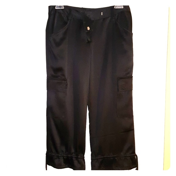 Guess Black Silk Cargo Crop Pant w Drawstrings 2 - Picture 3 of 9